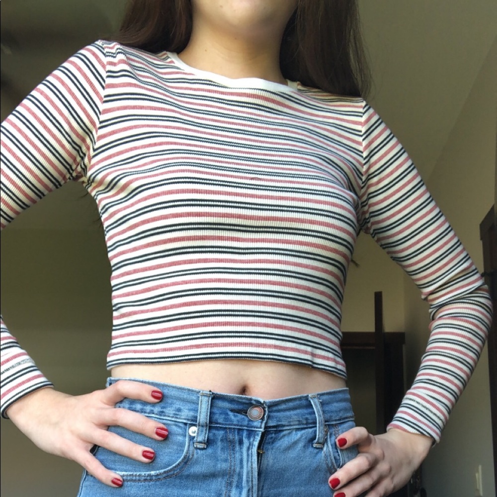 brandy melville crop top